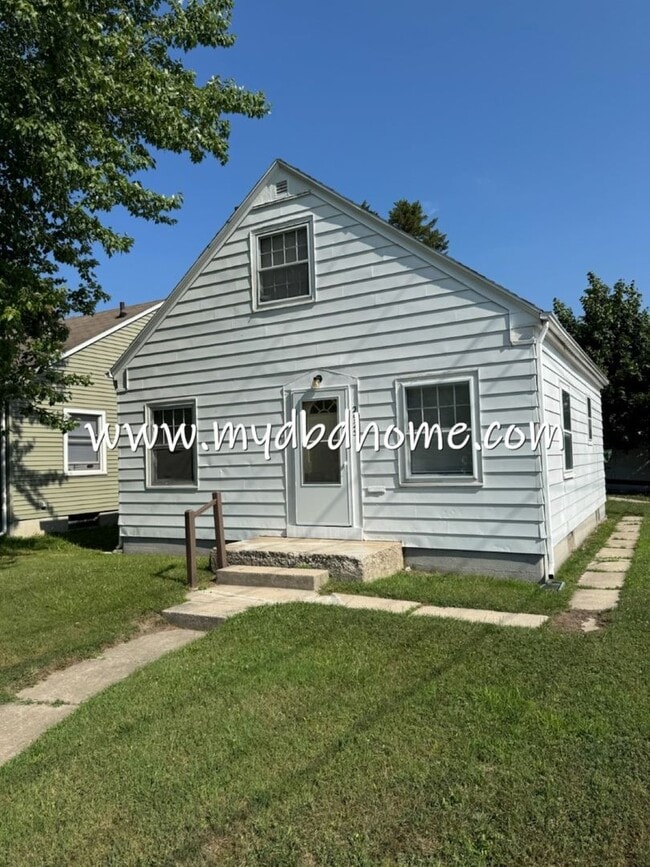 Building Photo - 2925 Chestnut St
