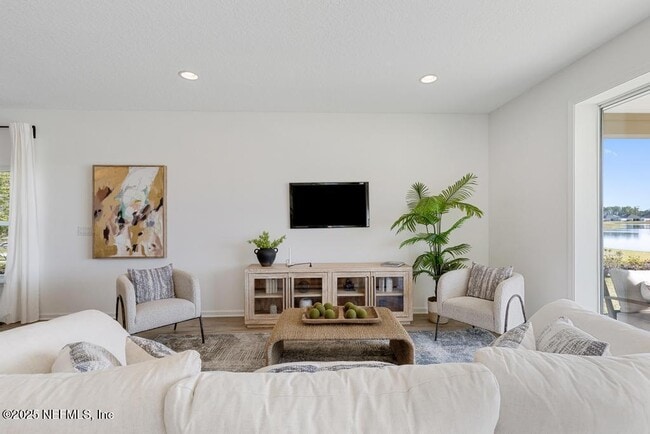 Building Photo - 27 Twilight Ln