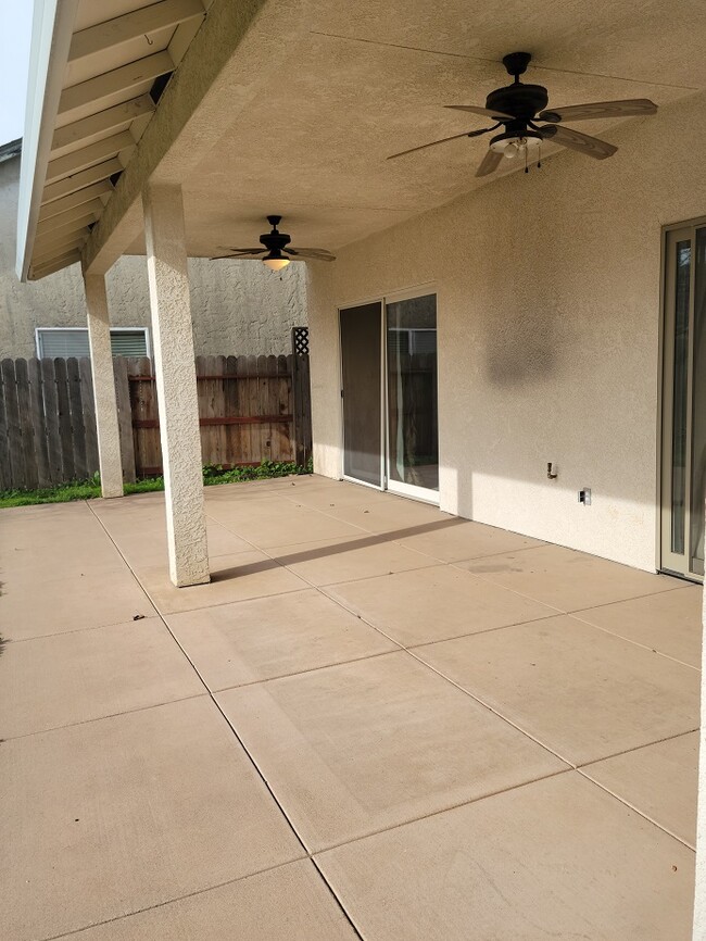 Building Photo - 12 Camberwell Ct