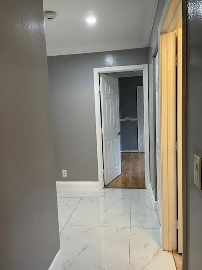 Building Photo - 6352 NW 36th Ave