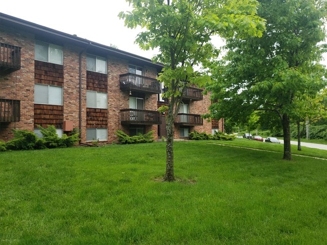 Building Photo - 1109 S Brookside Ave