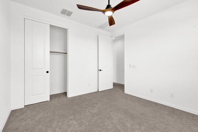 Building Photo - Newly Built 4-bed / 2.5 Bath Home in Quiet...