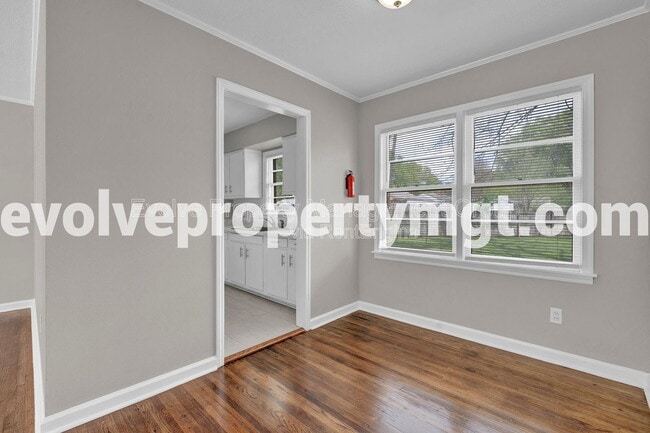 Building Photo - 1012 Mt Moriah Rd