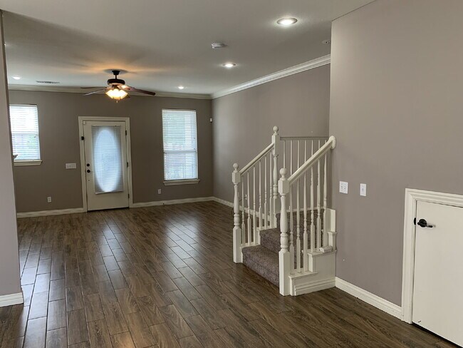 Building Photo - 4156 W Bradstreet Ln