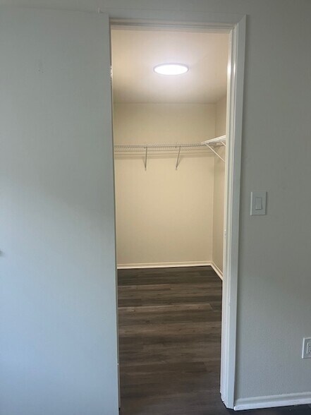 walk in closet - 630 2nd St