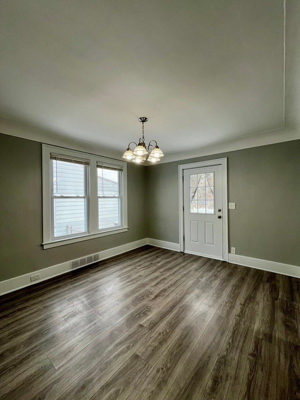 Building Photo - 273 2nd St