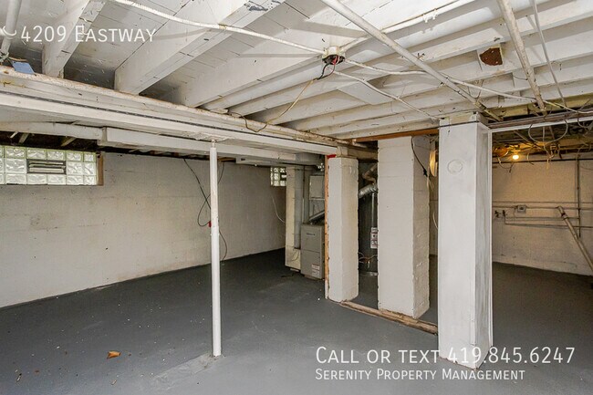 Building Photo - 4209 Eastway-
