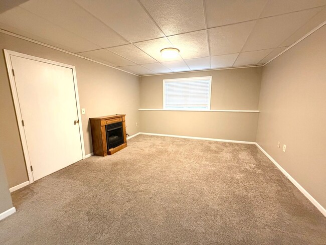 Building Photo - 3768 Luke Ln