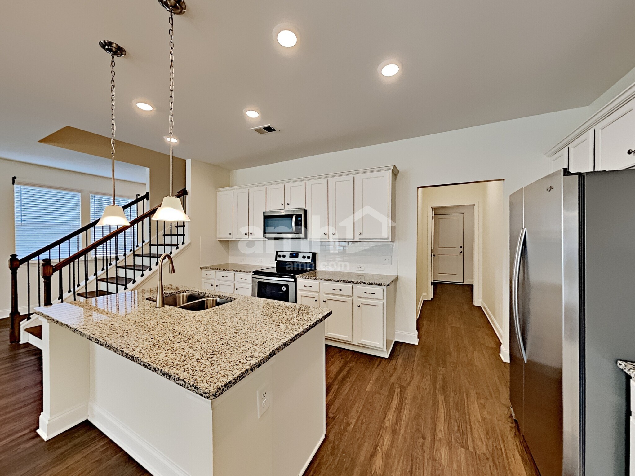 Building Photo - 114 Lindridge Dr