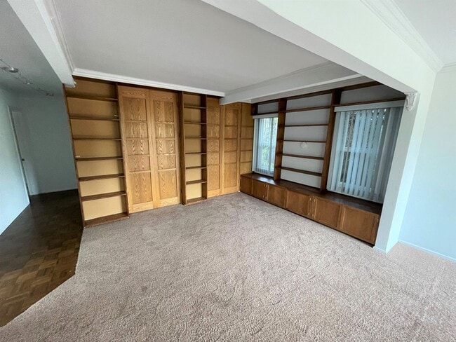 Building Photo - Charming Midtown Ventura Home
