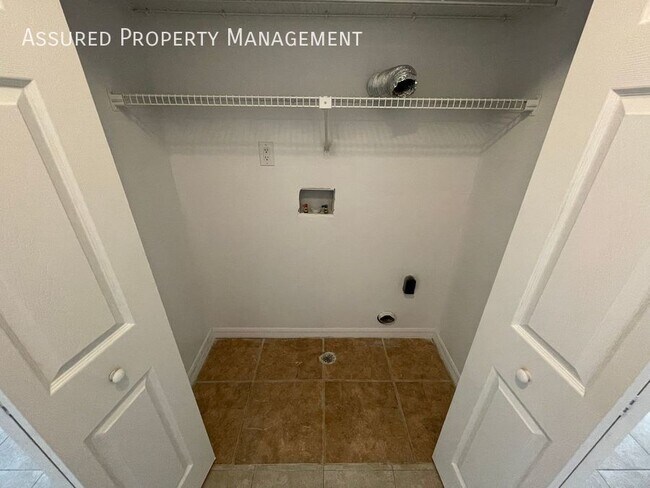 Building Photo - 1879 Fortune Ct