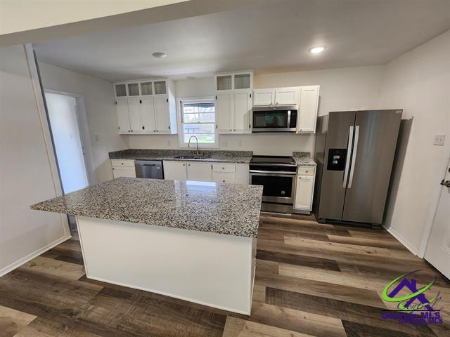 Building Photo - 121 Highland Dr