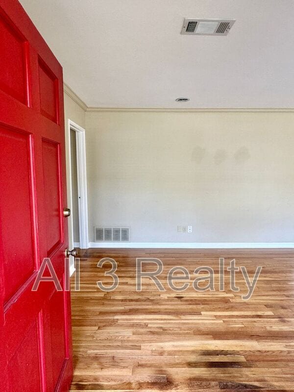 Building Photo - 3508 Cottonwood Dr