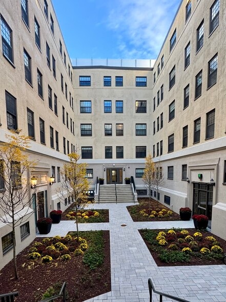 Building Photo - 1172 Massachusetts Ave