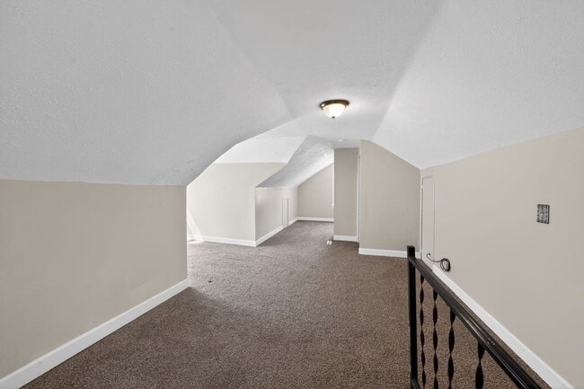 Building Photo - Updated Charming 2BR House in Plain Twp/Canton