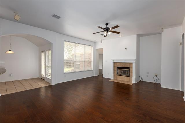 Building Photo - 1433 Woodmont Dr