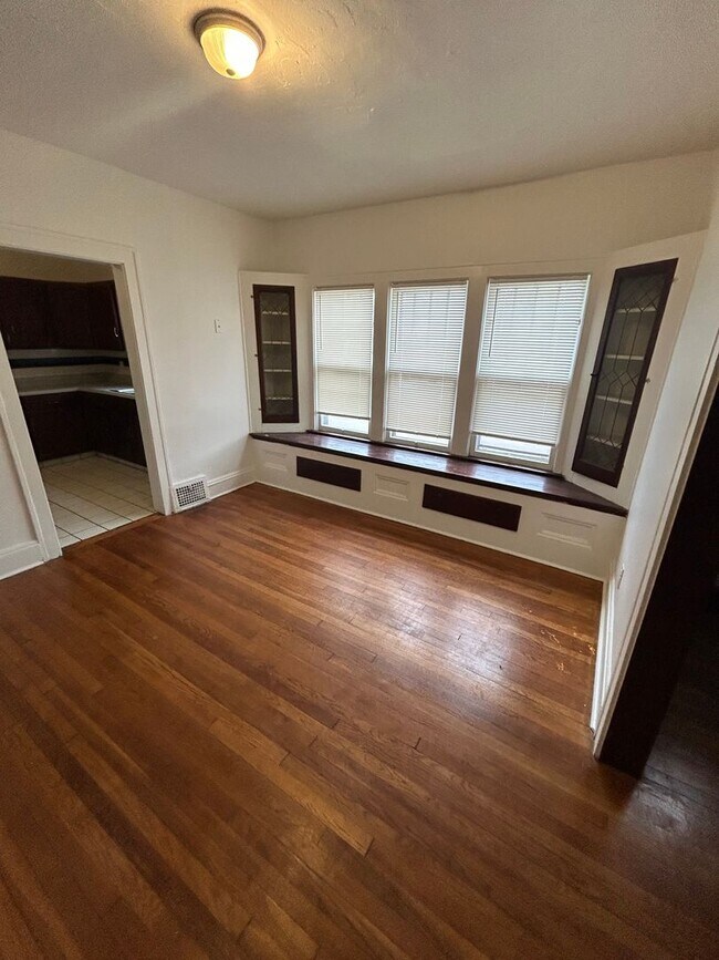 Building Photo - 1128-1130 E 168th Street