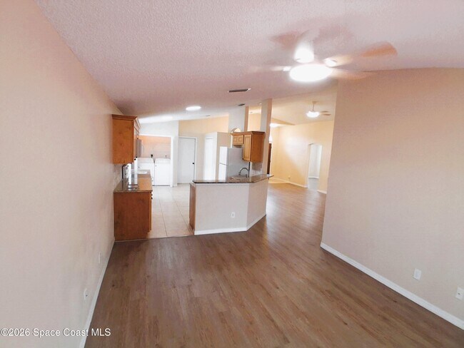 Building Photo - 660 Wickham Lakes Dr