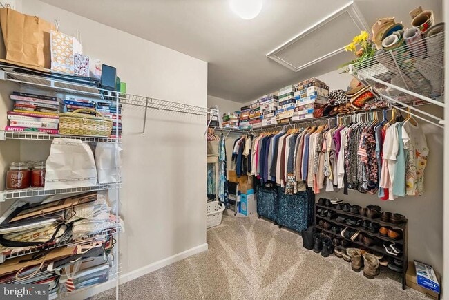 Building Photo - 317 Ridgewood Dr