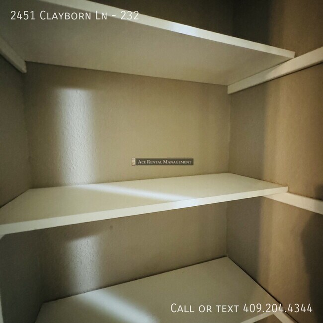 Building Photo - 2451 Clayborn