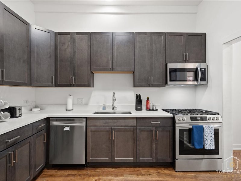 Building Photo - 3529 S Indiana Ave