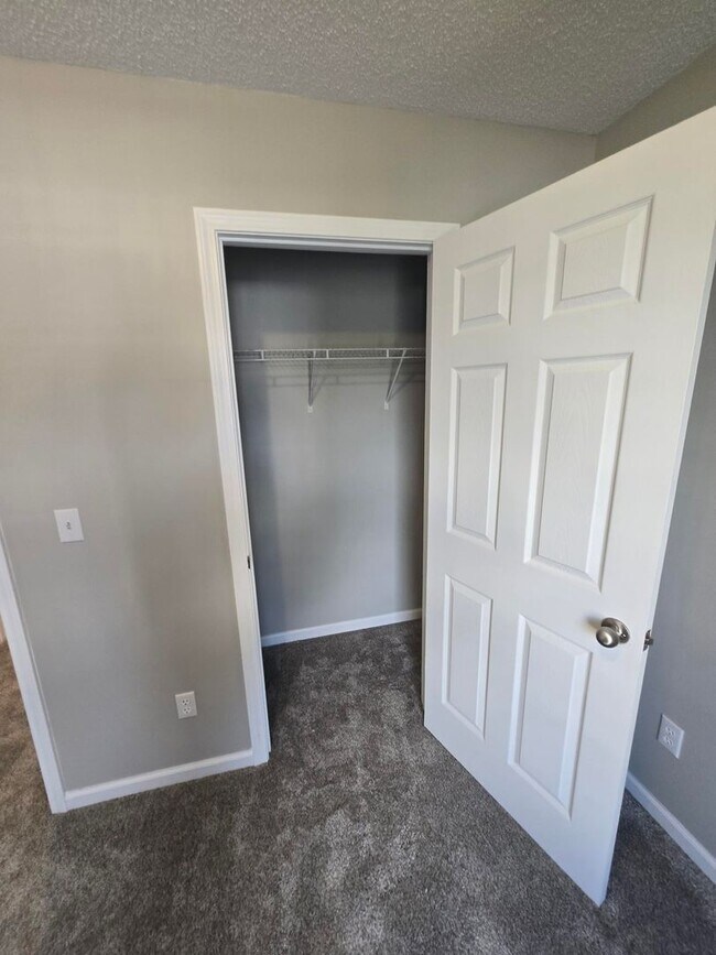 Building Photo - Charming 3 Bedroom Home in Historic Jonesb...