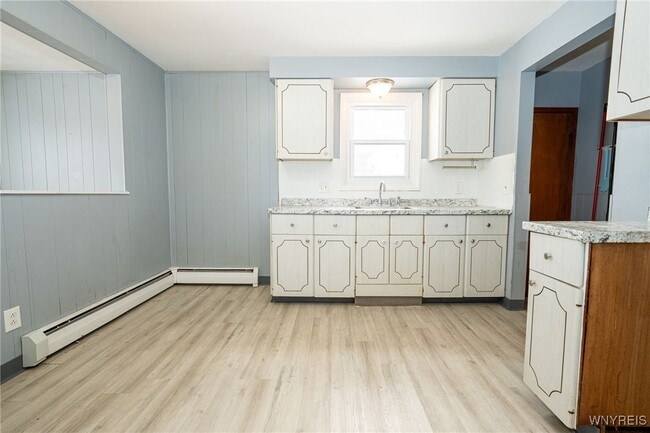 Building Photo - 24 Honduras Ln