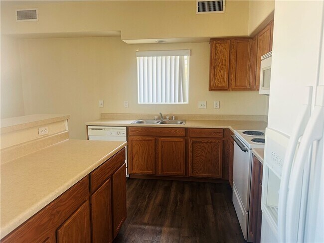 Building Photo - 1765 Central Ave