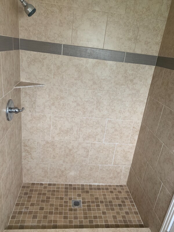 Building Photo - 716 Shadwell Dr