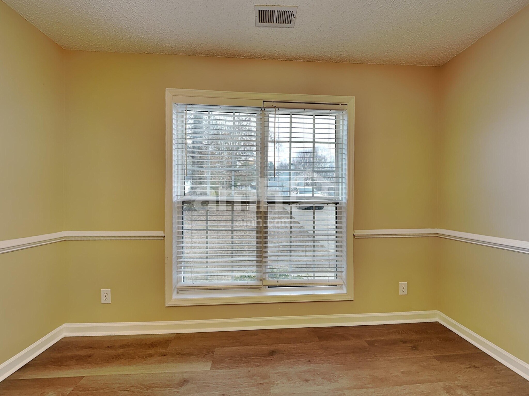 Building Photo - 524 Wyndham Dr