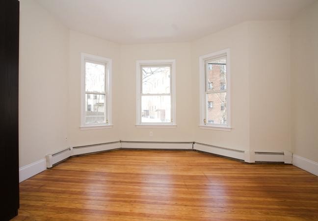 Building Photo - 54 Calumet St