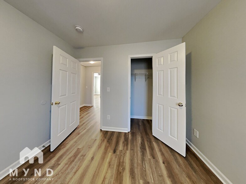Building Photo - 5413 Advantis Dr
