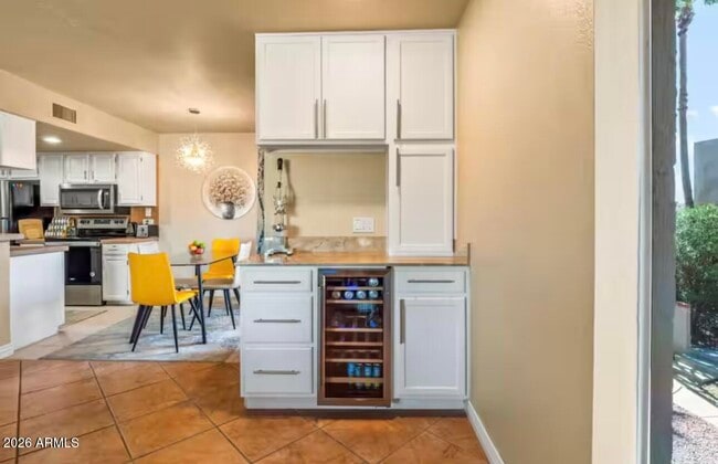 Building Photo - 17014 E Calle Del Oro