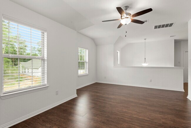 Building Photo - 236 Scarlet Maple Wy