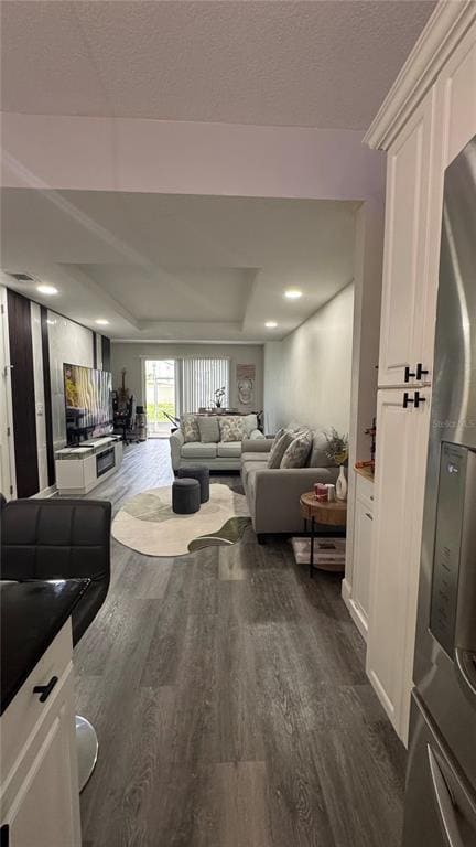 Building Photo - 2015 Grand Oak Dr