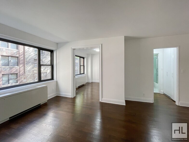 Building Photo - EAST 56 STREET