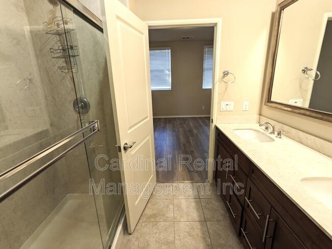 Building Photo - 5049 Mosaic Ct