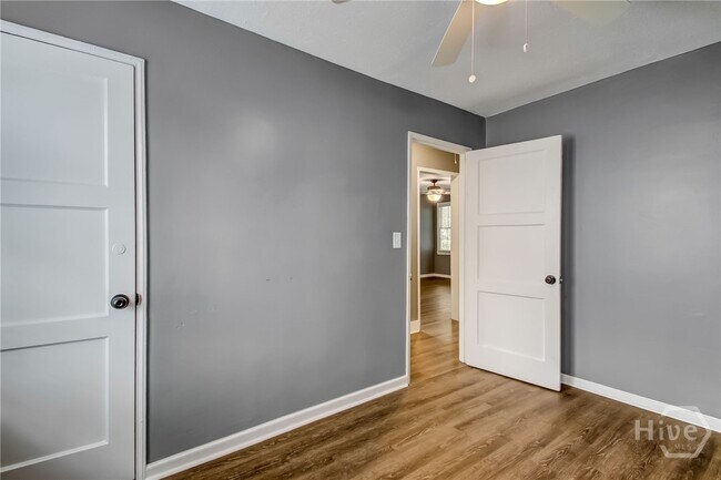 Building Photo - 414 E 58th St