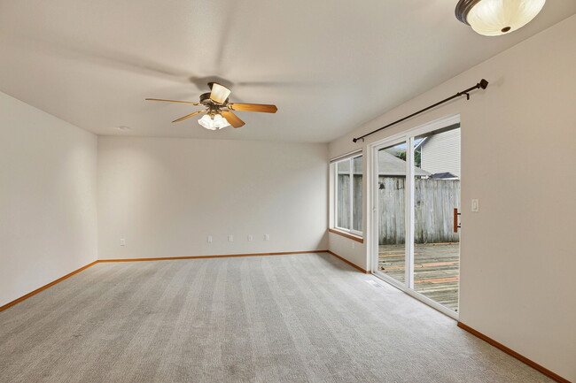 Building Photo - 15119 182nd Ave SE