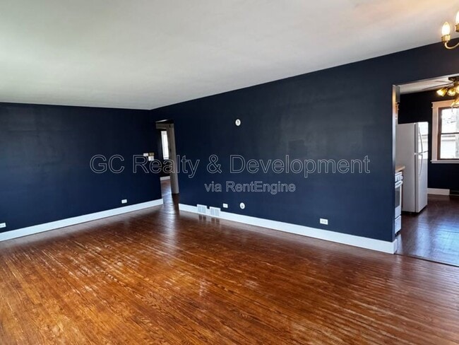 Building Photo - 510 N Fairview Ave