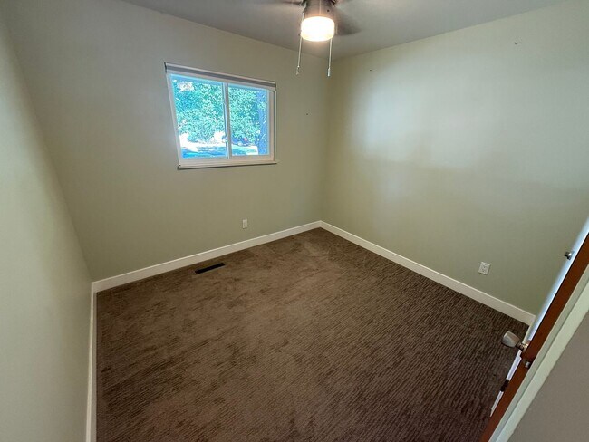 Building Photo - Coming Soon! 5 Bedrooms, 2 Bathrooms, and ...