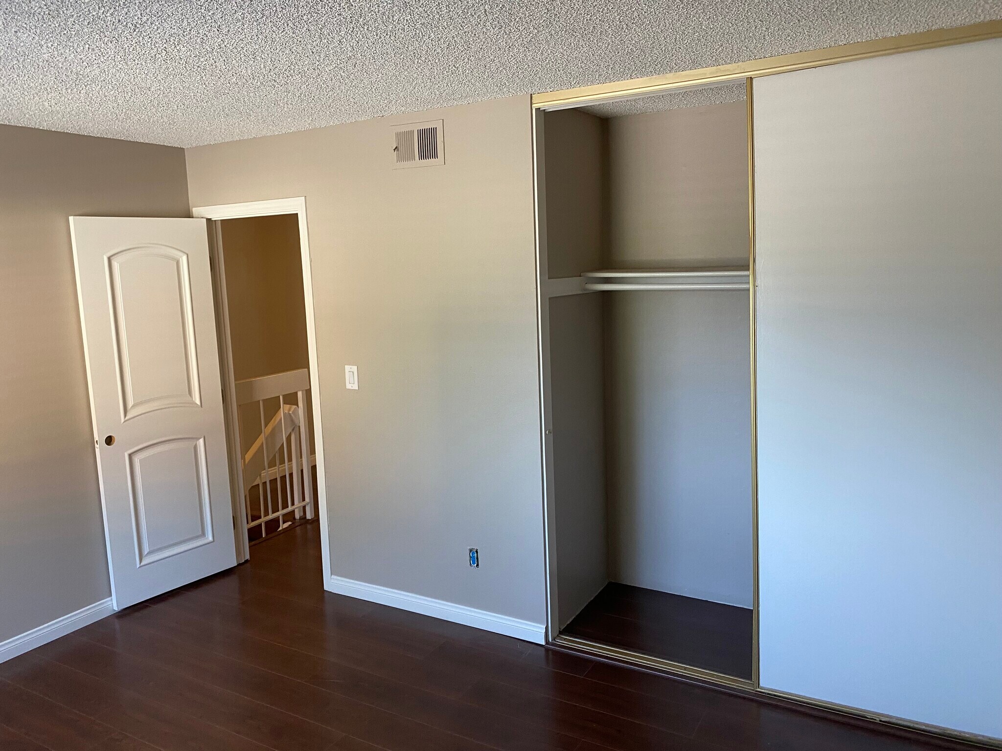 Building Photo - 1445 1st St