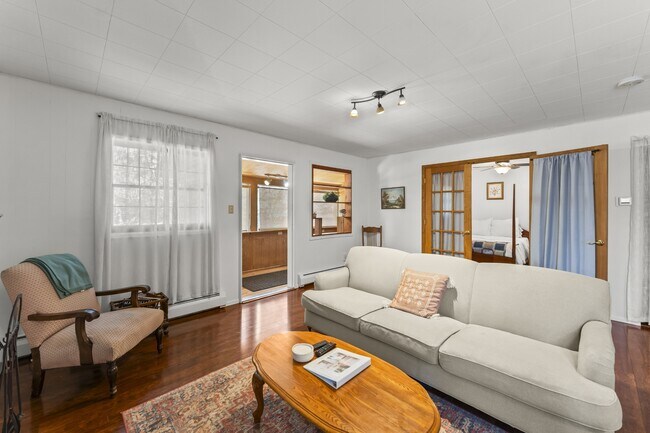 Building Photo - 8234 W Hwy 24