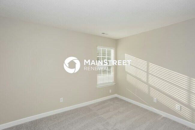 Building Photo - 3 Bedroom Pet-Friendly Home in Charlotte, ...