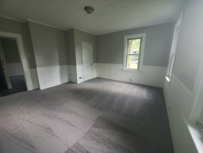 Building Photo - 20 Euclid St