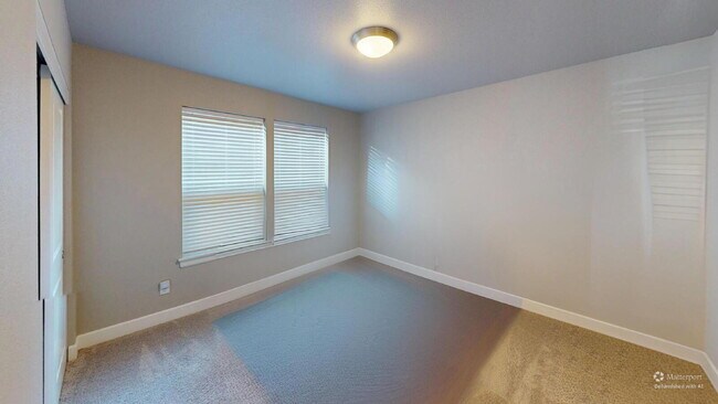 Building Photo - Be the first one to RENT this home! 3 bedrooms, 2 bathrooms, SINGLE LEVEL home with beautiful Lan...