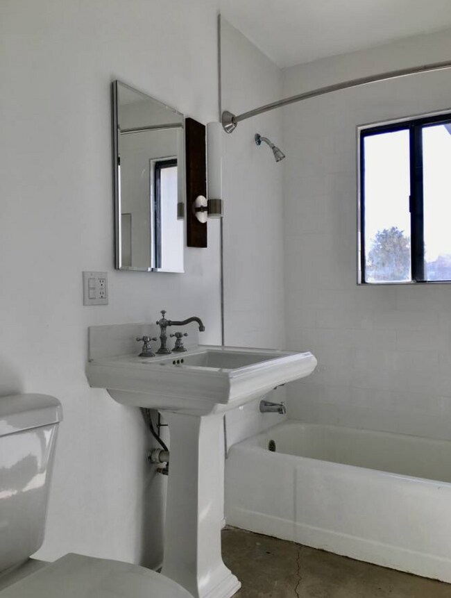 Building Photo - A 2 Bedroom 1 Bath Home With Art Studio
