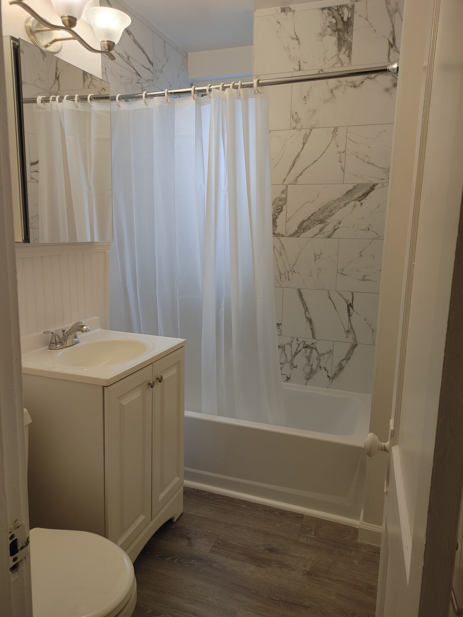 Building Photo - 4 Carol Ave