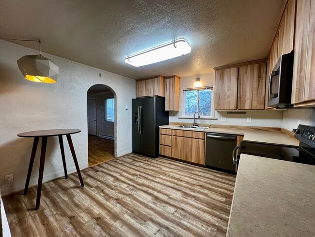 Building Photo - 261 Wilcox Rd