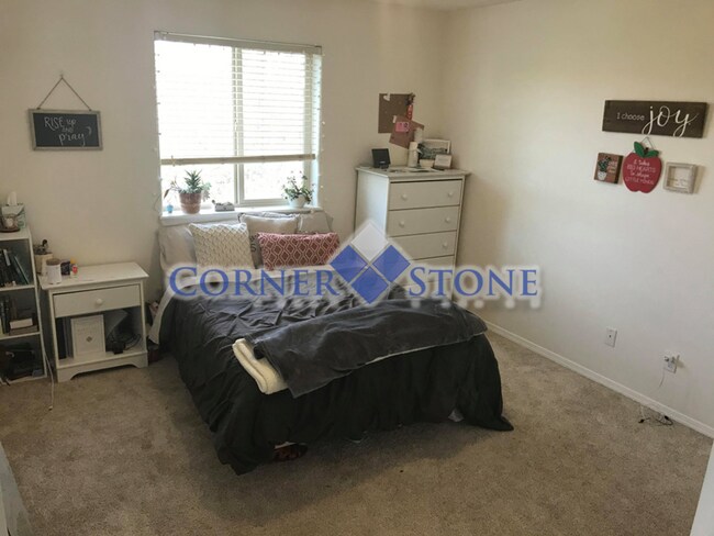 Building Photo - Fantastically Located Home in Boise!